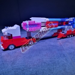 LetsGoRides - Speed, 

Motorized reproduction of the fairground attraction "Speed" (KMG) made with Lego bricks. Foldable on on